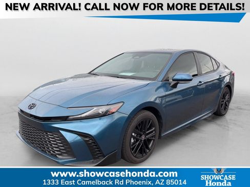 Used 2025 Toyota Camry SE w/ Multimedia Upgrade Package FWD image 1