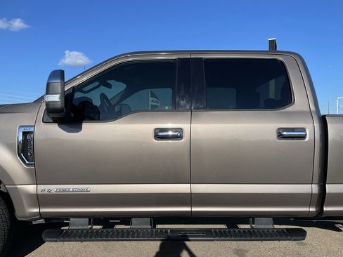 Used 2022 Ford F350 XLT w/ FX4 Off-Road Package image 33