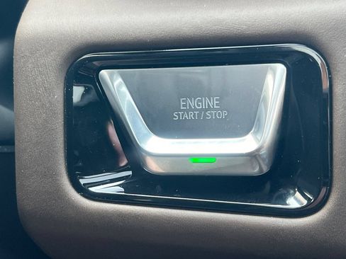 New 2026 GMC Yukon Denali Ultimate AWD/4WD image 22