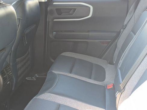 Used 2021 Ford Bronco Sport Outer Banks w/ Outer Banks Package image 24