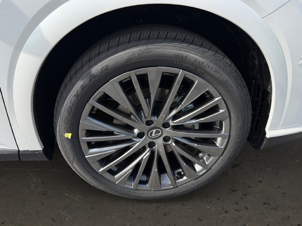 New 2026 Lexus RX 350h AWD/4WD image 23
