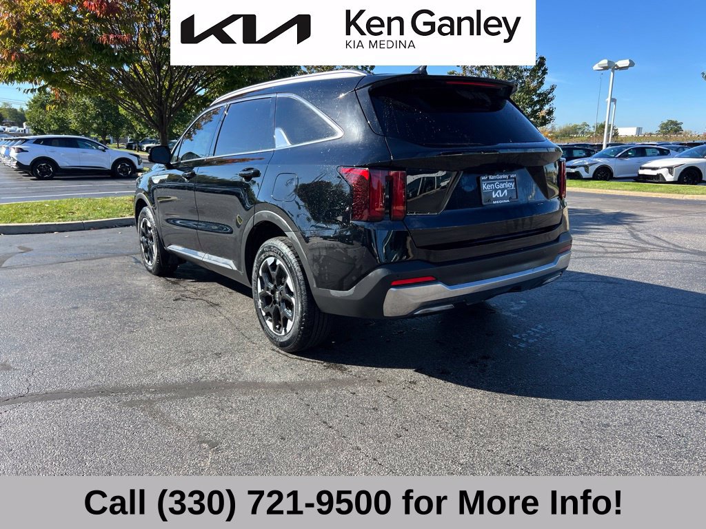 Certified 2024 Kia Sorento S w/ Panoramic Sunroof Package AWD/4WD image 14