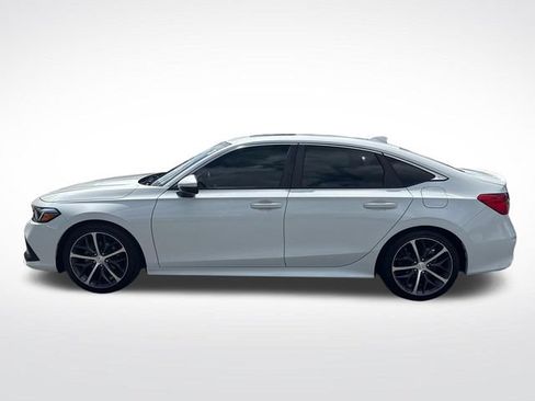 Certified 2022 Honda Civic Touring image 2