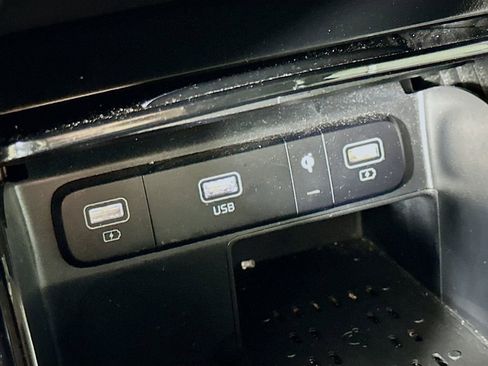 Used 2022 Kia Sorento SX image 31