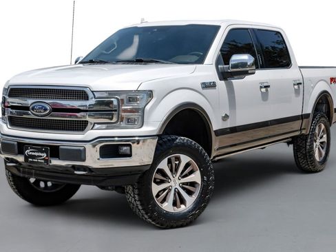 Used 2018 Ford F150 King Ranch w/ Equipment Group 601A Luxury AWD/4WD image 4