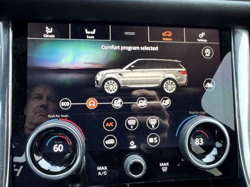 Used 2019 Land Rover Range Rover Sport HSE image 35