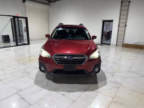 Used 2018 Subaru Outback 2.5i Limited AWD/4WD image 2