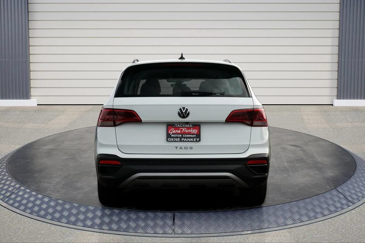 Used 2024 Volkswagen Taos S FWD image 6