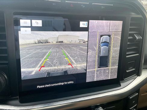 Used 2022 Ford F150 Lariat w/ Max Trailer Tow Package image 25