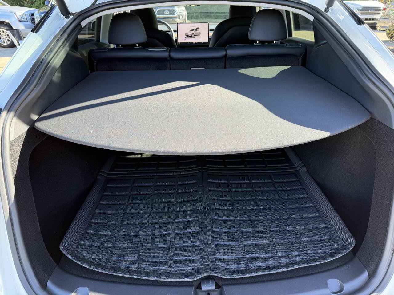 Used 2023 Tesla Model Y Long Range AWD/4WD image 16