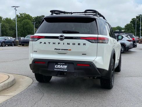 Used 2024 Nissan Pathfinder Rock Creek AWD/4WD image 7