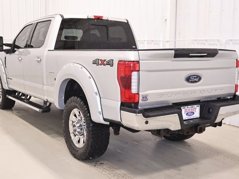 Used 2018 Ford F350 Lariat w/ Lariat Ultimate Package image 6