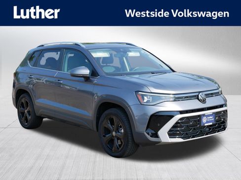 Certified 2025 Volkswagen Taos SEL AWD/4WD image 1