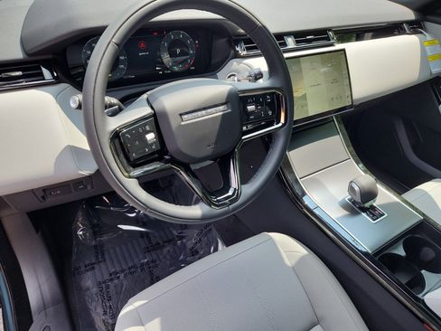 Used 2026 Land Rover Range Rover Velar S image 15