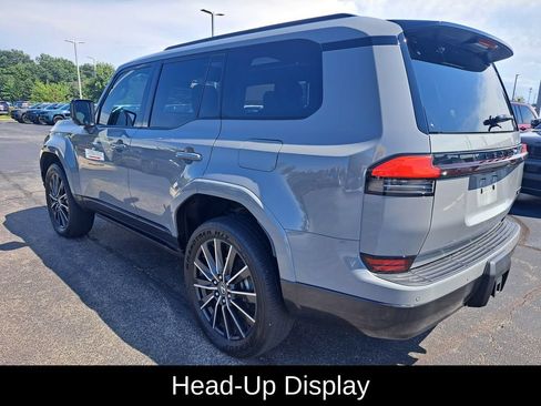 Used 2025 Lexus GX 550 w/ Accessory Package (2T) AWD/4WD image 5