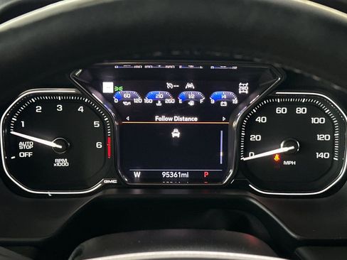 Used 2021 GMC Yukon XL SLT w/ Rear Media and Nav Package AWD/4WD image 23