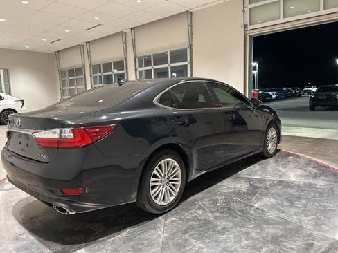 Used 2017 Lexus ES 350 image 7