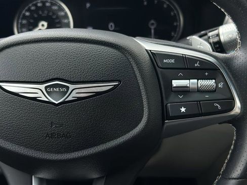 Used 2025 Genesis G70 2.5T RWD image 25