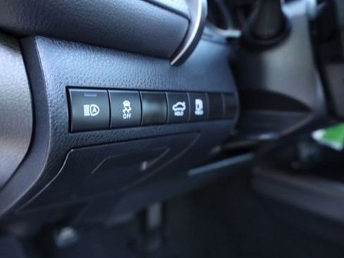 Used 2024 Toyota Camry SE image 17