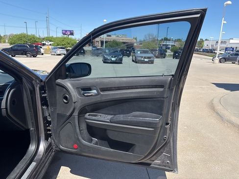 Used 2013 Chrysler 300 C w/ Beats Audio Group AWD/4WD image 25