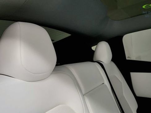 Used 2026 Tesla Model Y 2WD image 40