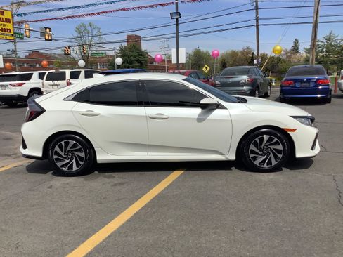 Used 2018 Honda Civic LX image 8