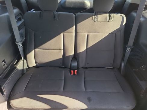 Used 2022 Ford Explorer XLT RWD image 14