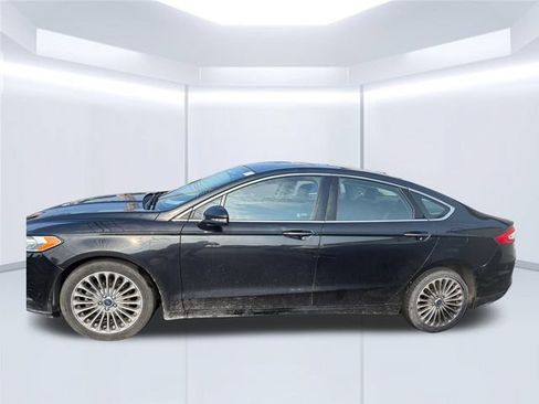 Used 2015 Ford Fusion Titanium FWD image 2
