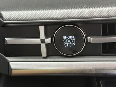 New 2026 Hyundai Santa Fe SE image 29