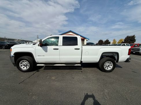 Used 2019 GMC Sierra 3500 4x4 Crew Cab w/ Sierra Convenience Package image 2