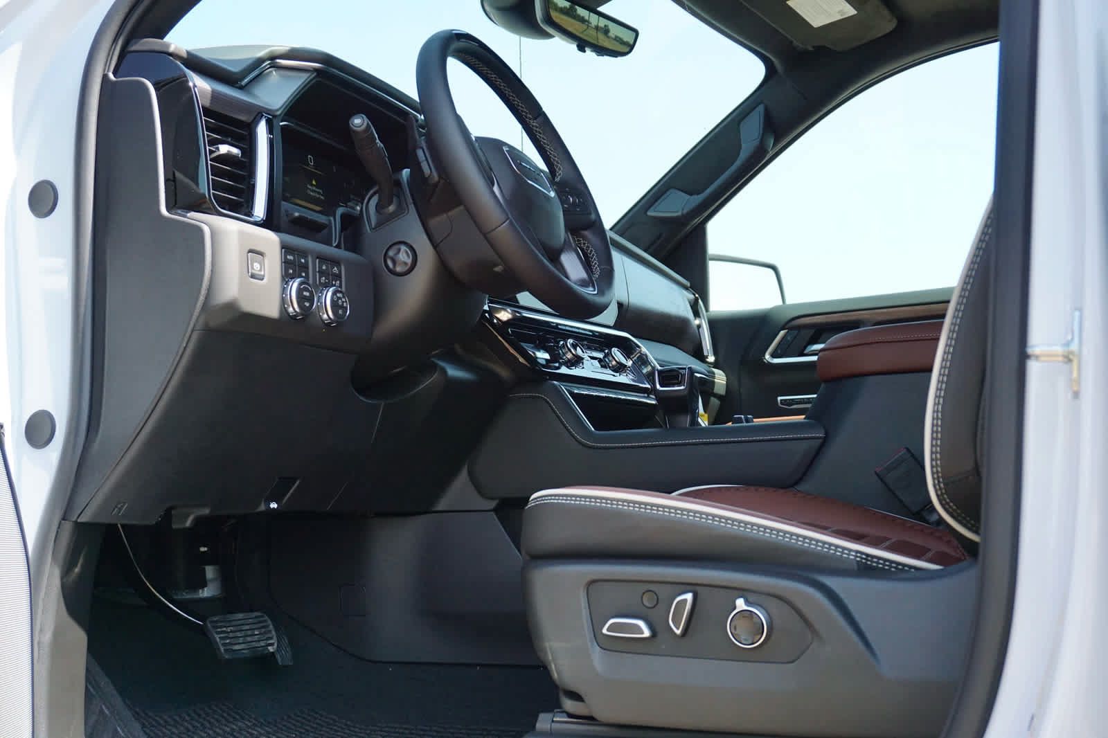 New 2026 GMC Sierra 1500 Denali Ultimate AWD/4WD image 27