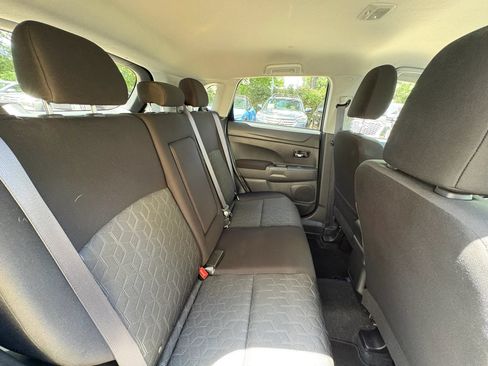 Used 2025 Mitsubishi Outlander Sport AWD image 15