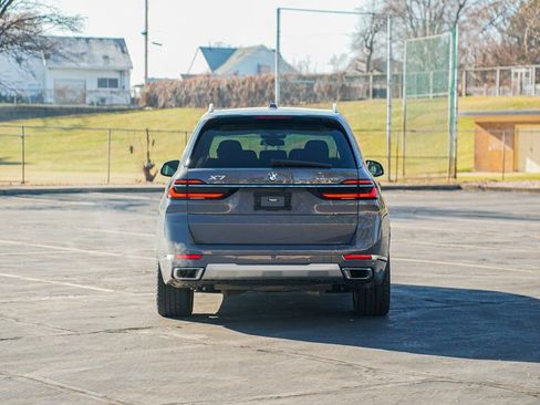 Used 2023 BMW X7 xDrive40i image 6