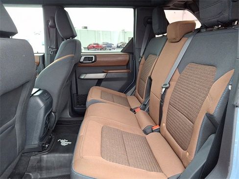 Used 2023 Ford Bronco Outer Banks image 14