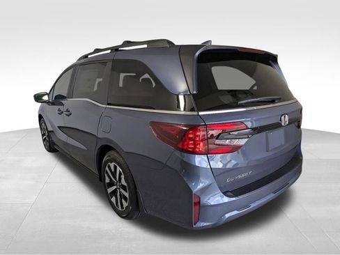 New 2026 Honda Odyssey EX-L image 3