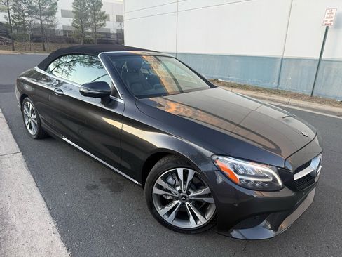 Used 2019 Mercedes-Benz C 300 4MATIC Cabriolet image 39