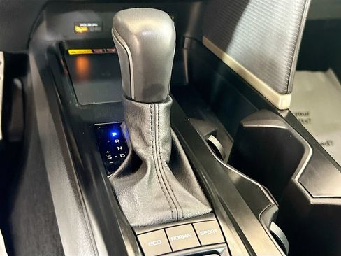 Used 2025 Toyota Camry SE w/ Multimedia Upgrade Package FWD image 14