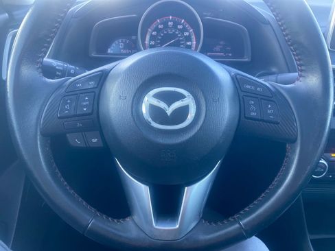 Used 2016 MAZDA MAZDA3 i Touring w/ Popular Equipment Package image 10