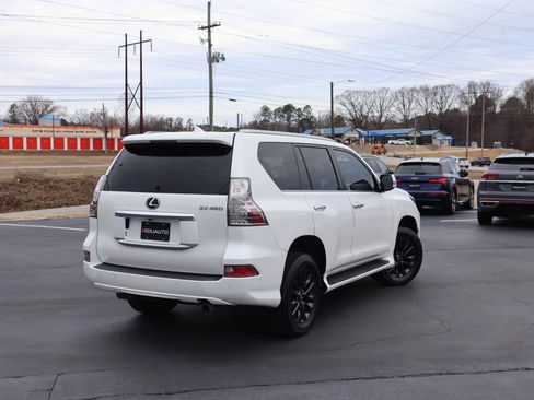 Used 2022 Lexus GX 460 Premium image 11
