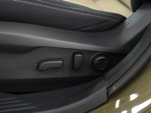 Used 2025 Subaru Outback Premium image 27