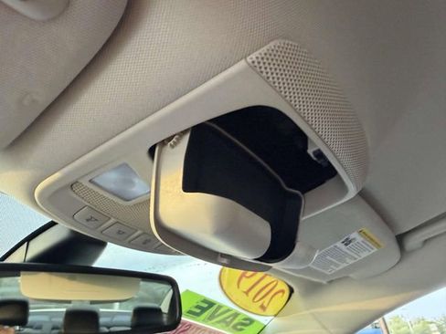 Used 2019 Ford Fusion Energi Titanium FWD image 28