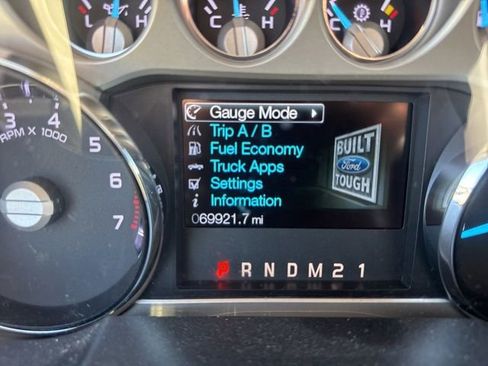 Used 2016 Ford F250 Lariat w/ Lariat Ultimate Package AWD/4WD image 35