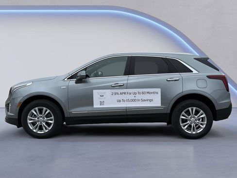 New 2025 Cadillac XT5 Luxury image 6