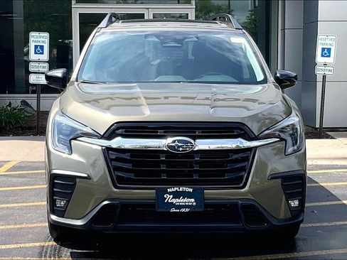 Used 2025 Subaru Ascent Limited AWD/4WD image 2