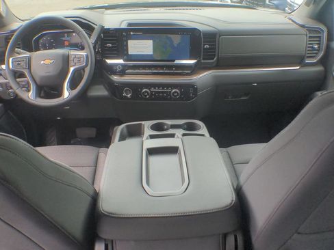 Used 2023 Chevrolet Silverado 1500 LT AWD/4WD image 20