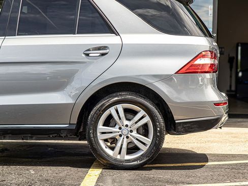Used 2013 Mercedes-Benz ML 350 4MATIC image 7