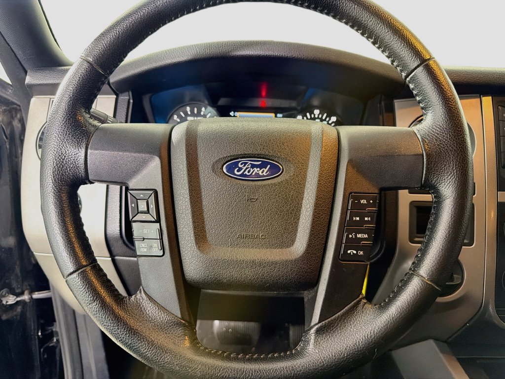 Used 2017 Ford Expedition XLT RWD image 15