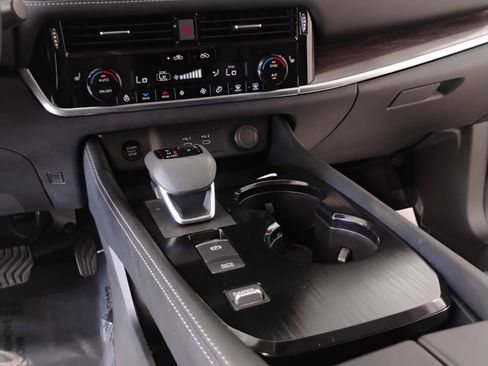 Used 2024 Nissan Rogue Platinum w/ Platinum Premium Package FWD image 78