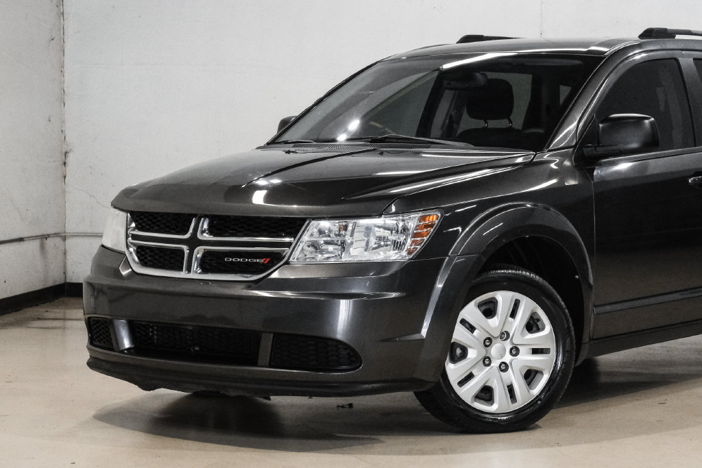 Used 2019 Dodge Journey SE FWD image 5