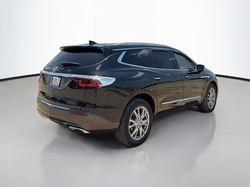 Used 2023 Buick Enclave Essence w/ Experience Buick Package FWD image 7